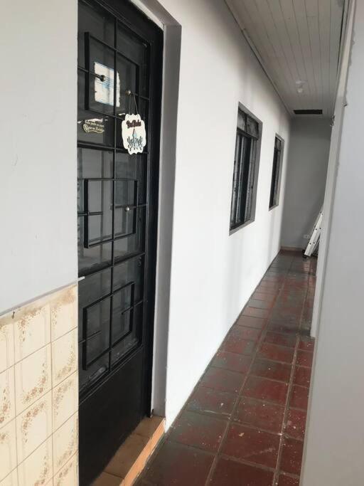 Casa Com 2 Quartos Agradaveis Com Ar Condicionado 포스두이구아수 외부 사진