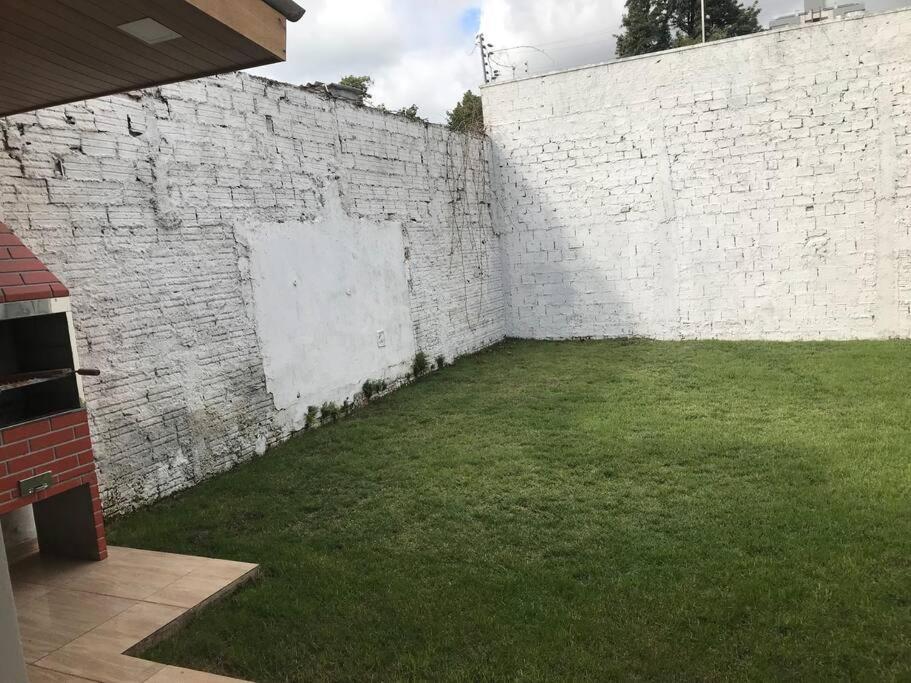 Casa Com 2 Quartos Agradaveis Com Ar Condicionado 포스두이구아수 외부 사진